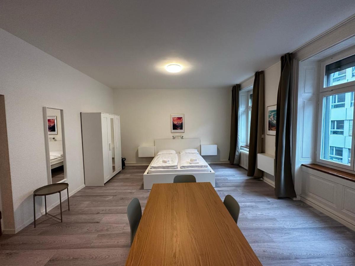 Hitrental Seefeld - Kreuzstrasse Apartments Zurich Exterior photo